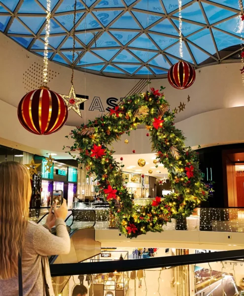Kerstdecoratie en verlichting winkelcentra