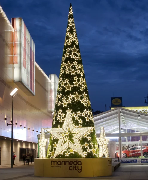 Kerstboom verlicht decoratie buiten